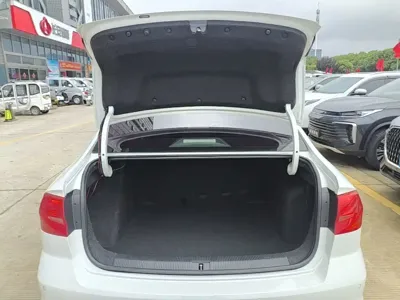 Volkswagen Bora 2018, 62200 км, за 34200 CNY - фото 19