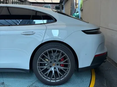 Porsche Panamera 2025, 8500 км, за 189900000 KRW - фото 6