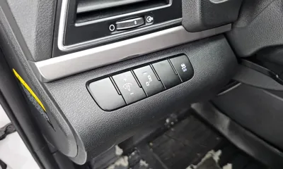 Hyundai Avante 2018, 154092 км, за 7100000 KRW - фото 16