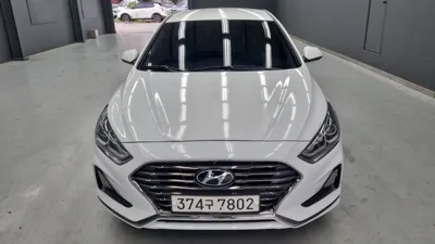 Hyundai Sonata 2018, 104162 км, за 9900000 KRW