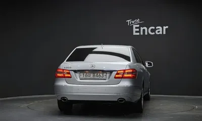 Mercedes-Benz E-Class 2010, 111009 км, за 6300000 KRW - фото 4