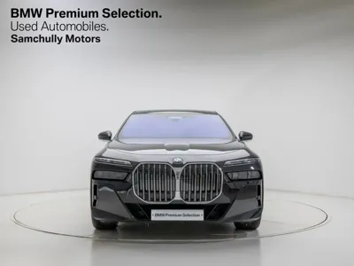 BMW 7-Series 2025, 22561 км, за 106000000 KRW