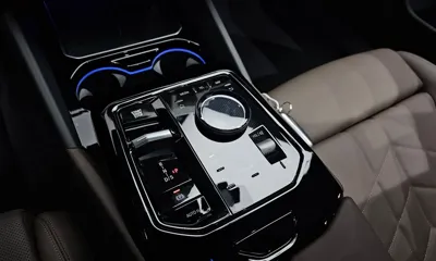 BMW 5-Series 2025, 9949 км, за 69990000 KRW - фото 9