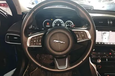 Jaguar XEL 2019, 75100 км, за 87809.37 CNY - фото 18