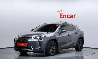 Lexus UX · 2019 год