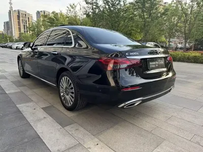 Mercedes-Benz E-Class 2022, 34000 км, за 249000 CNY - фото 18