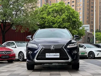 Lexus RX 2017, 70000 км, за 196000 CNY