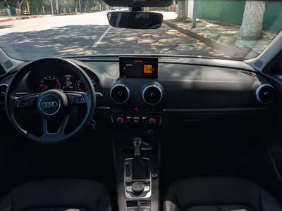Audi A3 2019, 56500 км, за 79732.4 CNY - фото 15