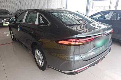 Geely Galaxy Galaxy Stellar 6 2026, 100 км, за 84335.61 CNY