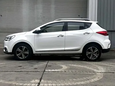 JAC JAC iEV7S 2019, 56000 км, за 26900 CNY