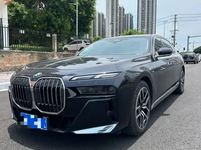BMW 7 Series 2024, 69000 км, за 450000 CNY