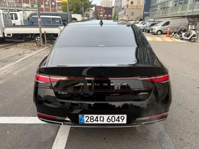 Genesis G90 2023, 24614 км, за 86500000 KRW