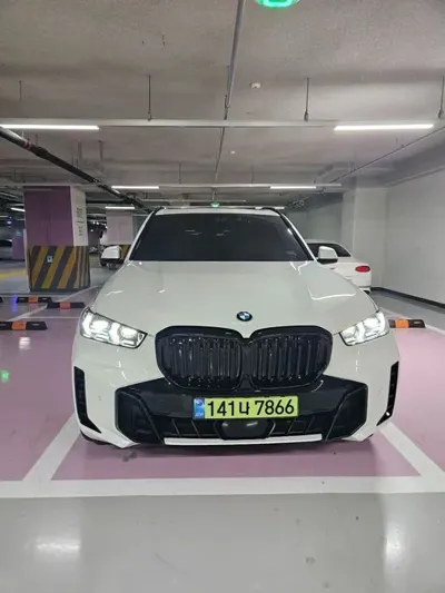 BMW X5 · 2024 год