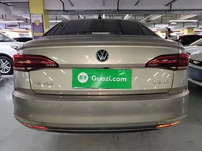 Volkswagen Bora 2022, 41900 км, за 52300 CNY - фото 6