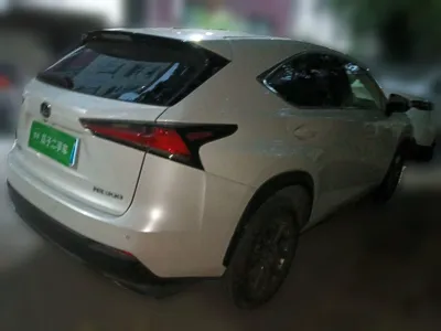 Lexus NX 2017, 98300 км, за 98087.78 CNY - фото 6