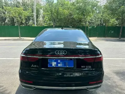 Audi A8 2019, 73000 км, за 268800 CNY - фото 8