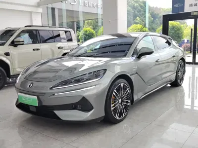 Denza Denza Z9GT · 2025 год