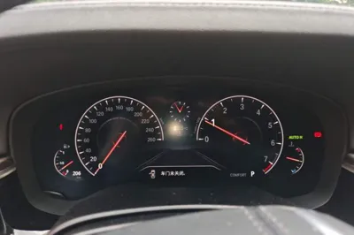 BMW 5 Series 2018, 100600 км, за 147620.08 CNY - фото 8