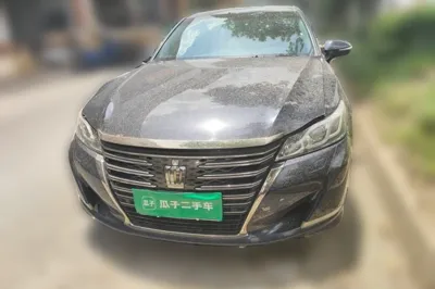 Toyota Crown 2018, 60100 км, за 122764.53 CNY - фото 2