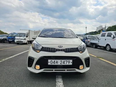 Kia Morning 2017, 71800 км, за 8500000 KRW