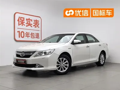 Toyota Camry · 2013 год