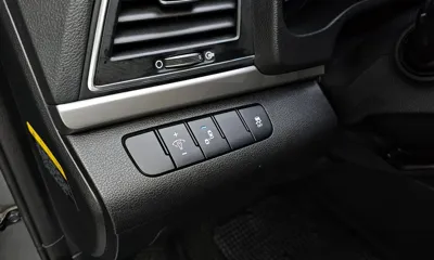 Hyundai Avante 2018, 154071 км, за 7900000 KRW - фото 18