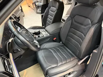 Volkswagen Touareg 2019, 76000 км, за 196800 CNY - фото 19