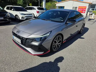 Hyundai Avante · 2022 год