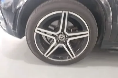 Mercedes-Benz GLE 2023, 93600 км, за 394738.88 CNY - фото 8