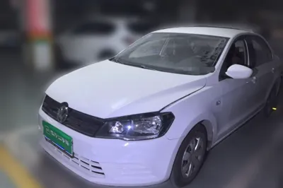 Volkswagen Jetta · 2015 год