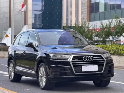 Audi Q7 2016, 70000 км, за 25890.08 USD