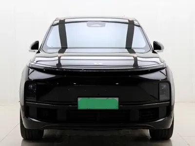 Li Auto Li L8 2024, 26000 км, за 239800 CNY