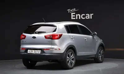 Kia Sportage 2012, 141074 км, за 4700000 KRW - фото 2
