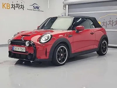 MINI Cooper Convertible · 2022 год