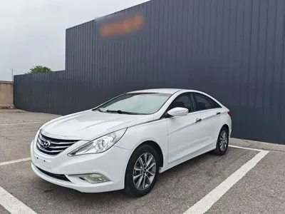 Hyundai Sonata · 2015 год