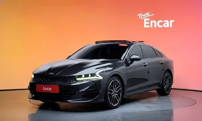 Kia K5 · 2020 год