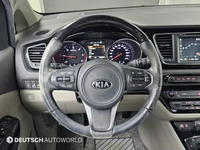 Kia Canival 2016, 152087 км, за 10200000 KRW - фото 13