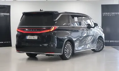 Lexus LM 2025, 10964 км, за 183000000 KRW