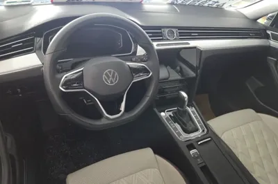 Volkswagen Magotan 2023, 52700 км, за 145633.54 CNY - фото 8