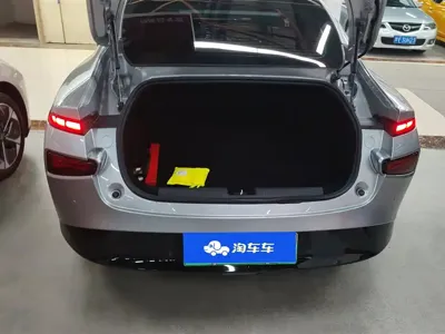 Xpeng P7 2023, 62600 км, за 105500 CNY