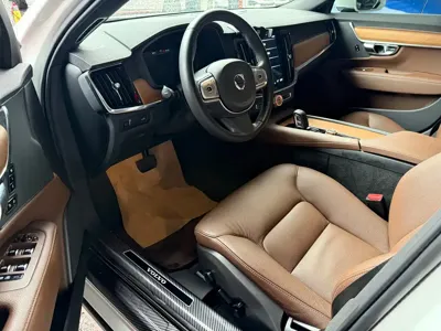 Volvo S90 2020, 150000 км, за 99900 CNY