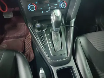 Ford Focus 2017, 73500 км, за 36926.57 CNY - фото 14