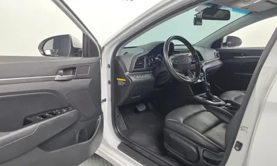 Hyundai Avante 2019, 108015 км, за 10900000 KRW - фото 10
