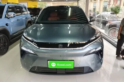 BYD Tang L 2025, 18500 км, за 246929.44 CNY