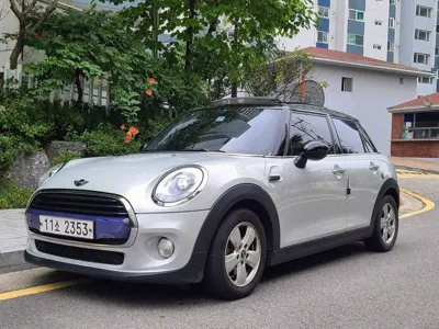 MINI Cooper · 2015 год