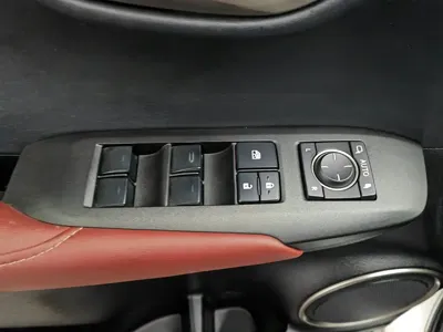 Lexus NX 2016, 142400 км, за 79800 CNY - фото 9