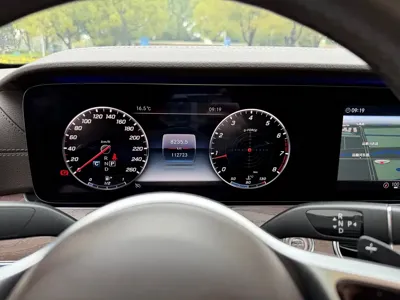 Mercedes-Benz E-Class 2020, 112000 км, за 188000 CNY - фото 12