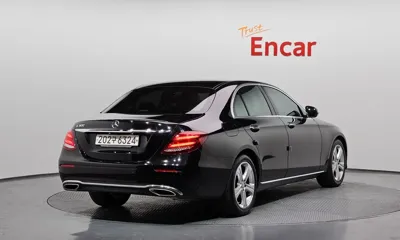 Mercedes-Benz E-Class 2017, 90396 км, за 17590000 KRW - фото 2