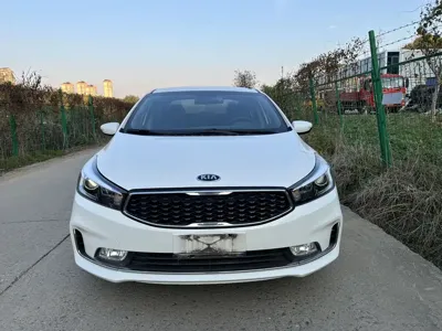 Kia K3 2016, 70000 км, за 19800 CNY