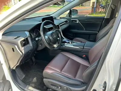 Lexus RX 2020, 68000 км, за 188000 CNY - фото 7
